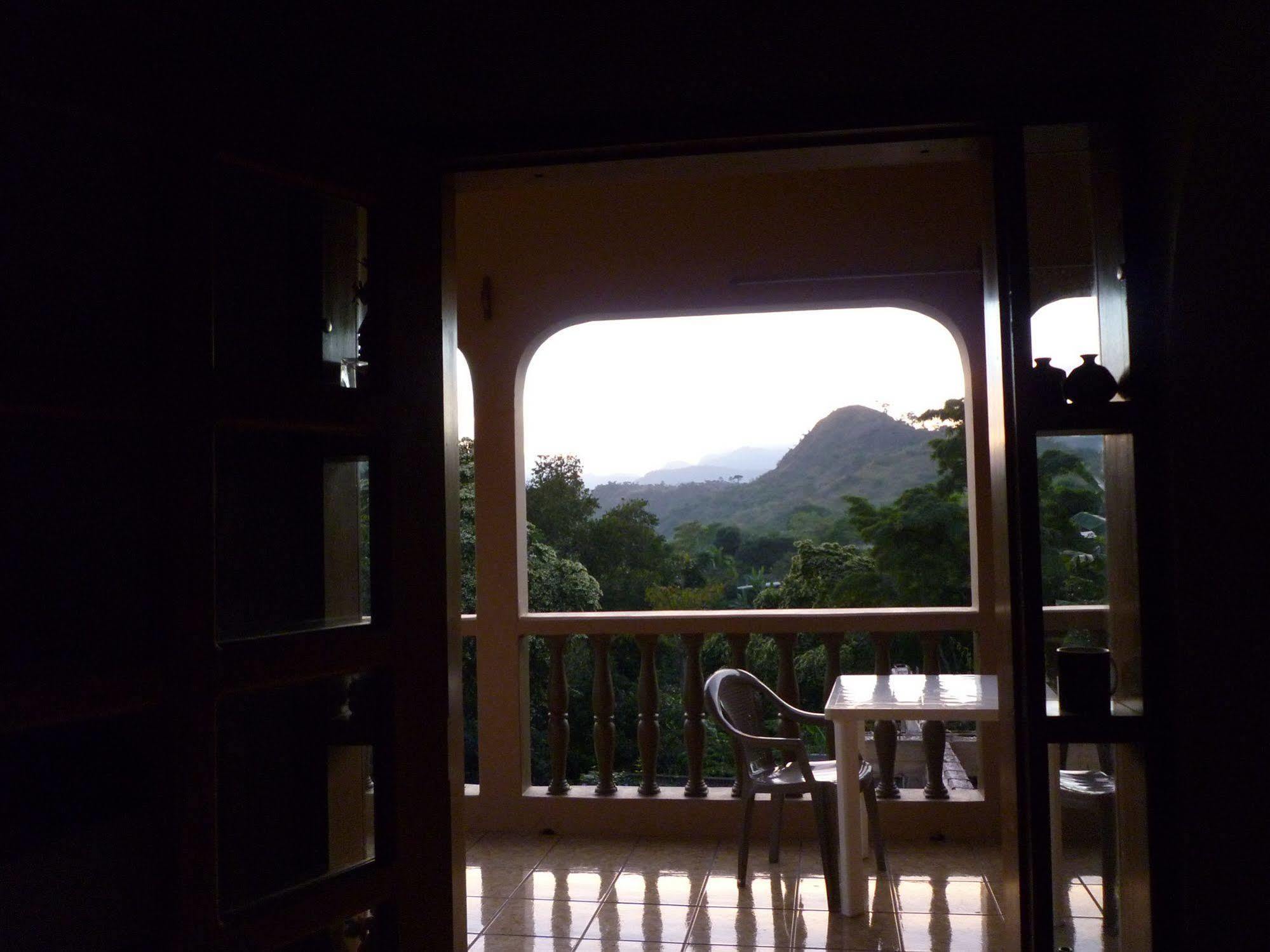 Hotel La Escalinata Copan Bagian luar foto